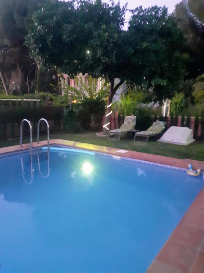 Apartamento Laila,Sevilla, 阿尔卡拉德瓜代拉 外观 照片